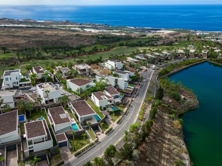 Villa for Sale in Costa Adeje, Tenerife 4