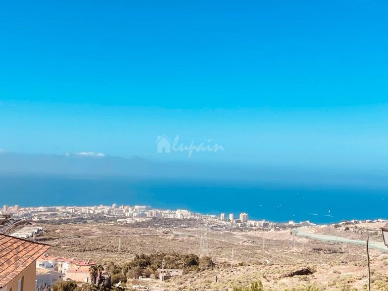 Villa for Sale in Chayofa, Tenerife 51