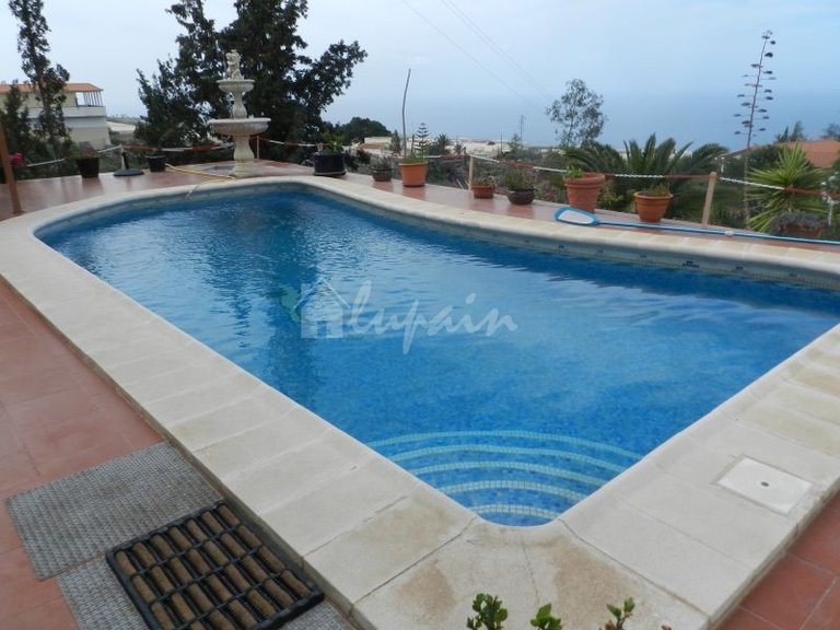 Villa for Sale in Guia De Isora, Tenerife 8