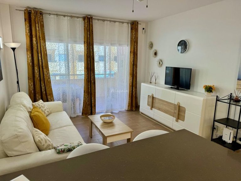 Apartment for Sale in Los Cristianos, Los Angeles 8