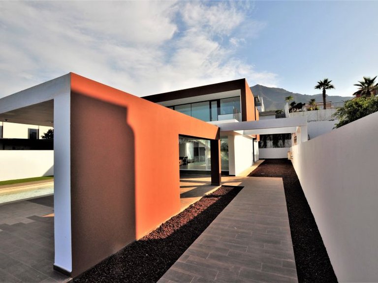 Villa for Sale in Costa Adeje, Malaga 27