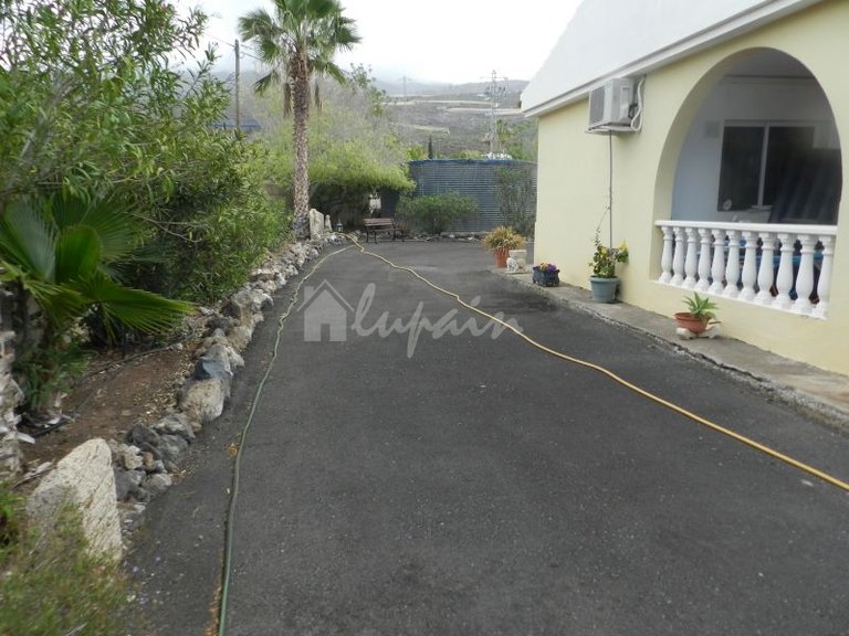 Villa for Sale in Guia De Isora, Tenerife 7