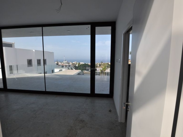 Villa for Sale in Costa Adeje, Malaga 14