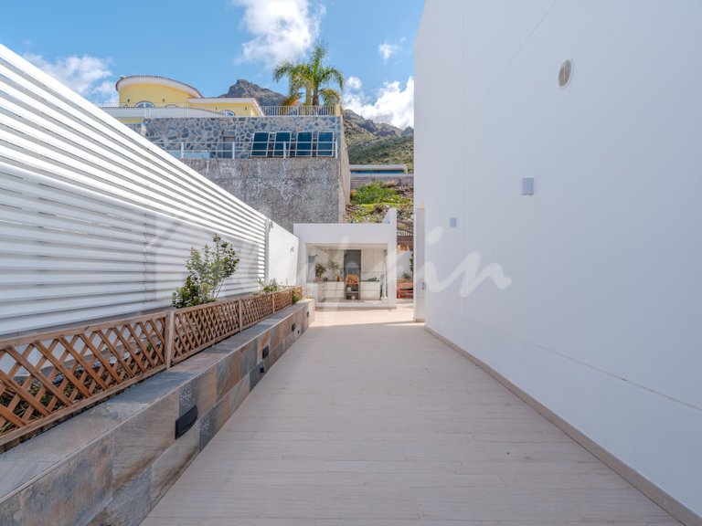 Villa for Sale in Torviscas, Roque Del Conde 13