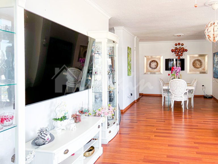 Villa for Sale in San Eugenio, Ocean View 7