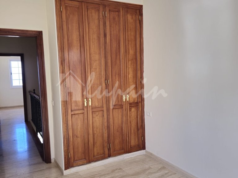 Town House for Sale in Chayofa, Residencial Paraiso 20