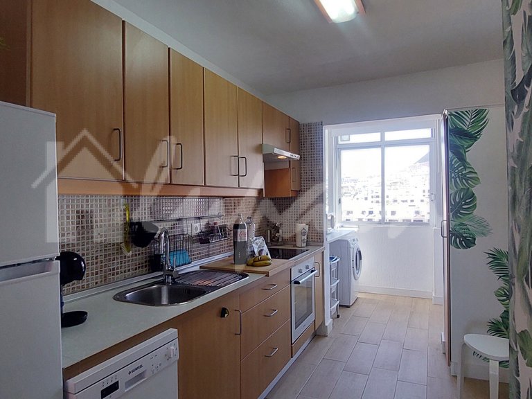 Apartment for Sale in Los Cristianos, Jardines Del Sur 12