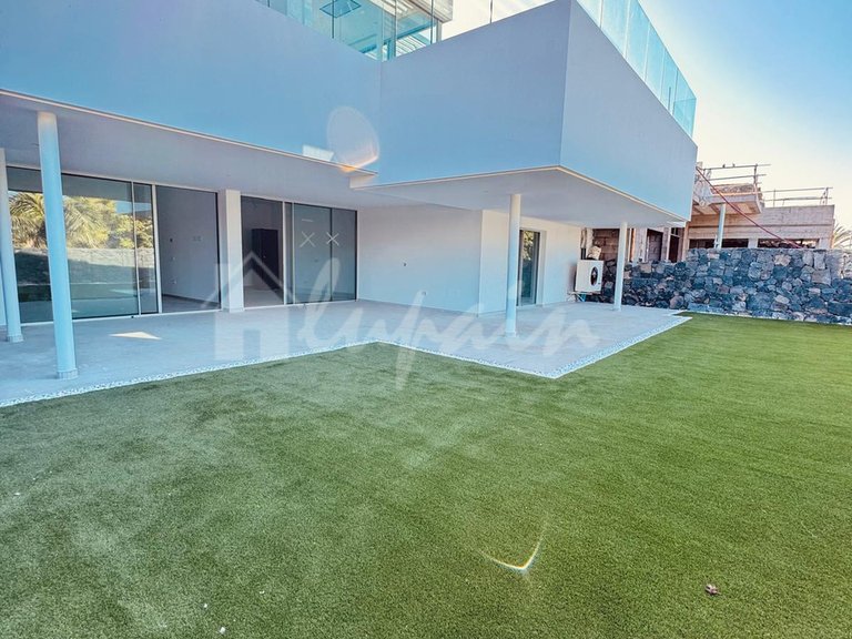 Villa for Sale in San Eugenio, Siam Gardens 1