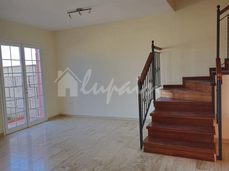 Town House for Sale in Chayofa, Residencial Paraiso 10