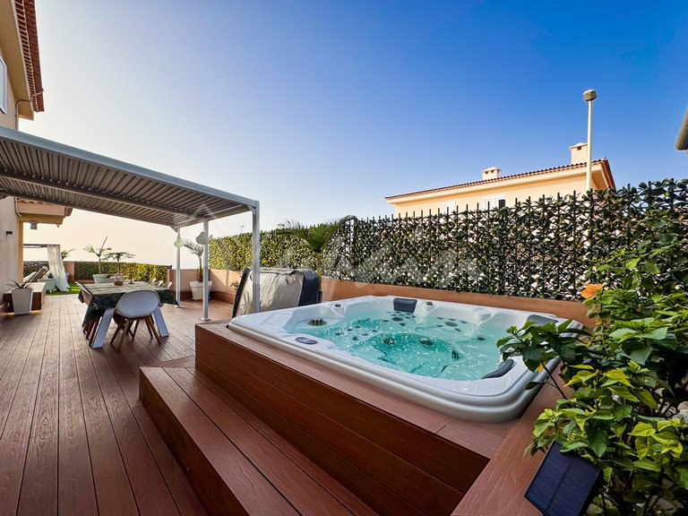 Villa for Sale in Puerto Santiago, Tenerife 37