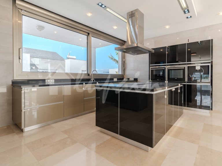 Villa for Sale in Torviscas, Roque Del Conde 21
