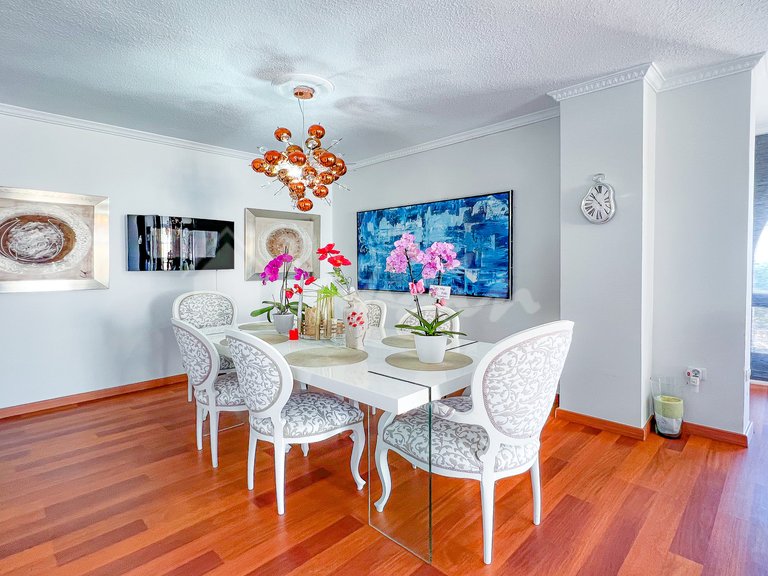 Villa for Sale in San Eugenio, Ocean View 9