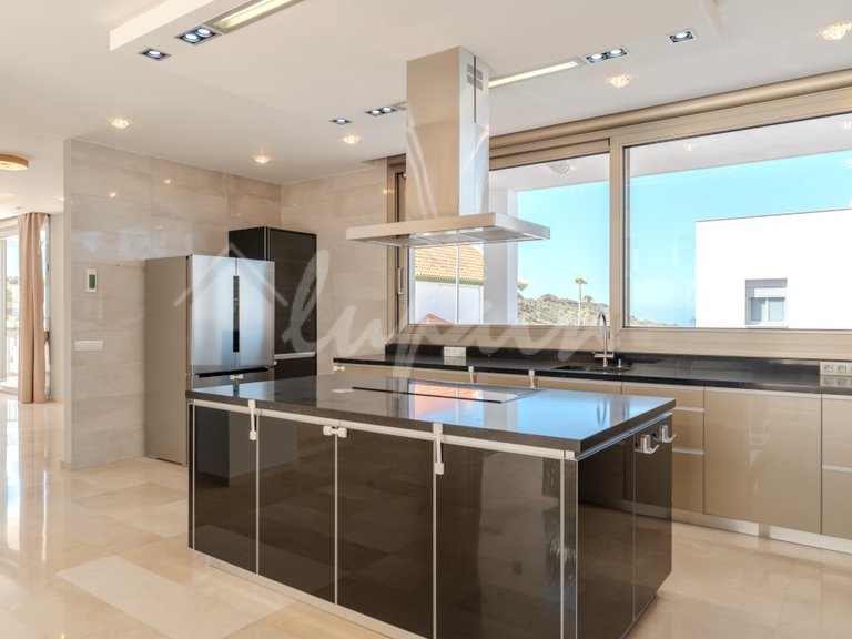 Villa for Sale in Torviscas, Roque Del Conde 26