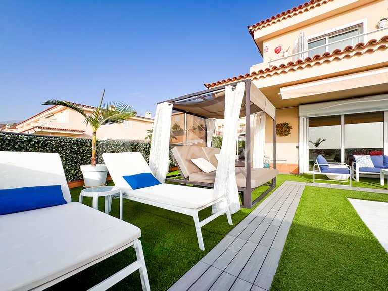 Villa for Sale in Puerto Santiago, Tenerife 1