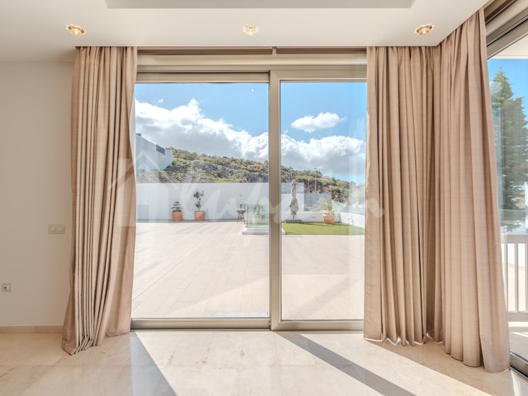 Villa for Sale in Torviscas, Roque Del Conde 28
