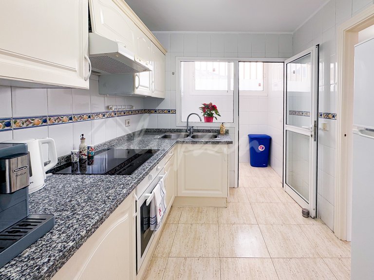 Apartment for Sale in Bahia Del Duque, Oasis Dakota 17