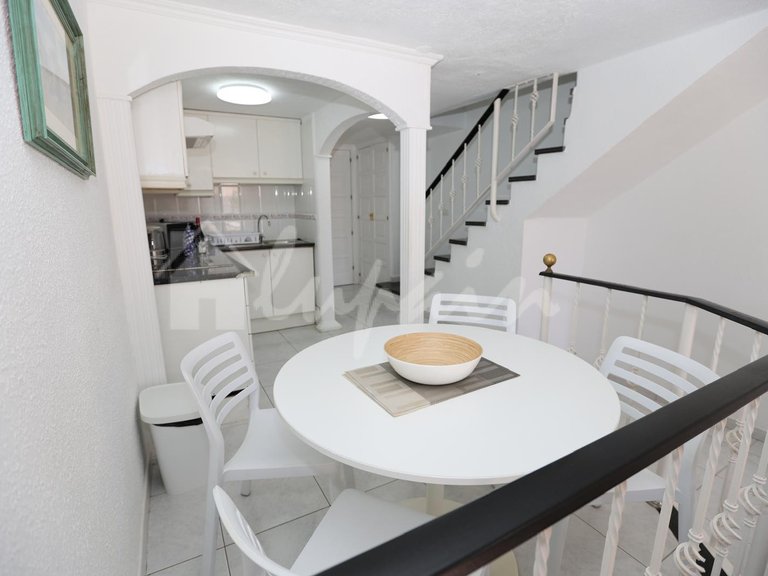 Apartment for Sale in Playa De Las Americas, Parque Santiago 21