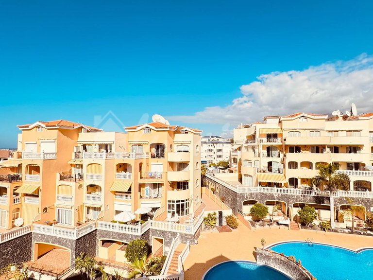 Penthouse for Sale in Los Cristianos, Santa Cruz de Tenerife 3