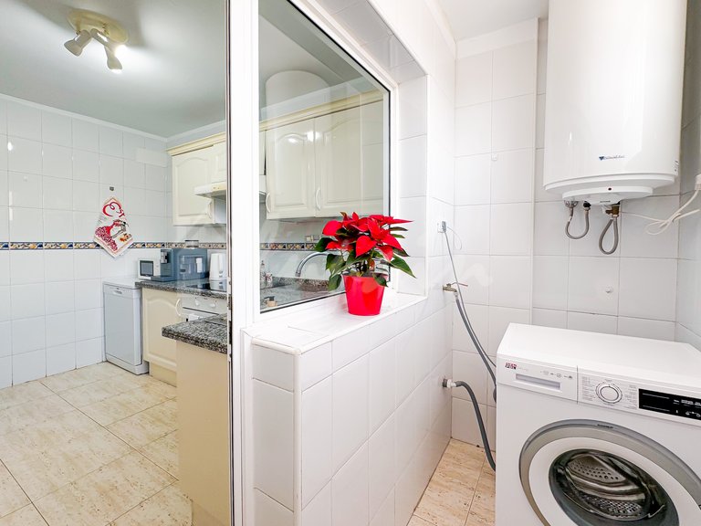 Apartment for Sale in Bahia Del Duque, Oasis Dakota 29