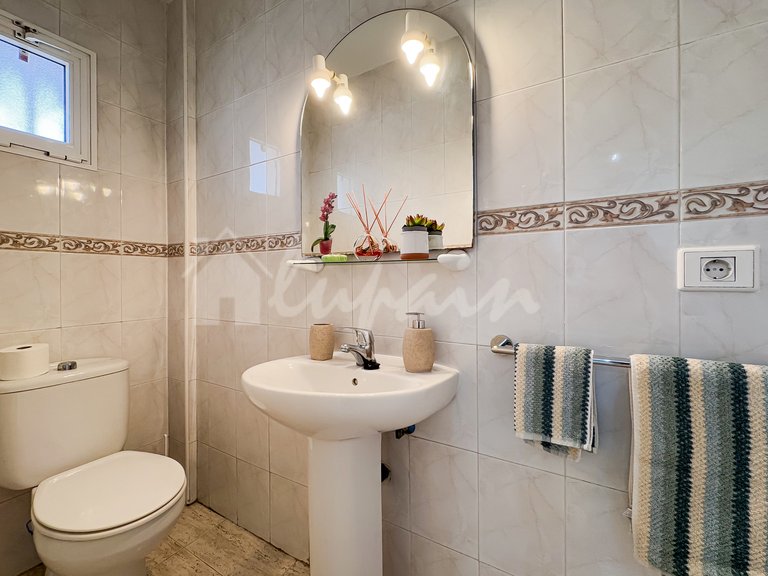 Apartment for Sale in Bahia Del Duque, Oasis Dakota 26