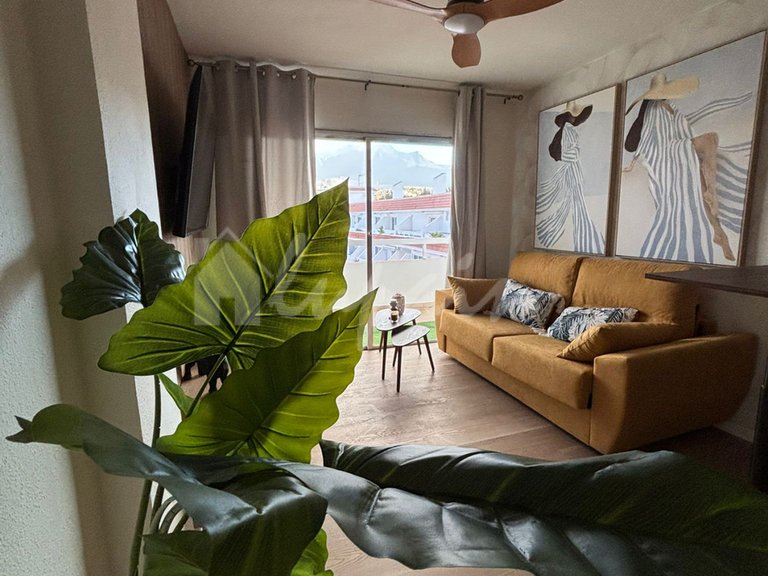 Apartment for Sale in Playa De Las Americas, Los Tajinastes 4