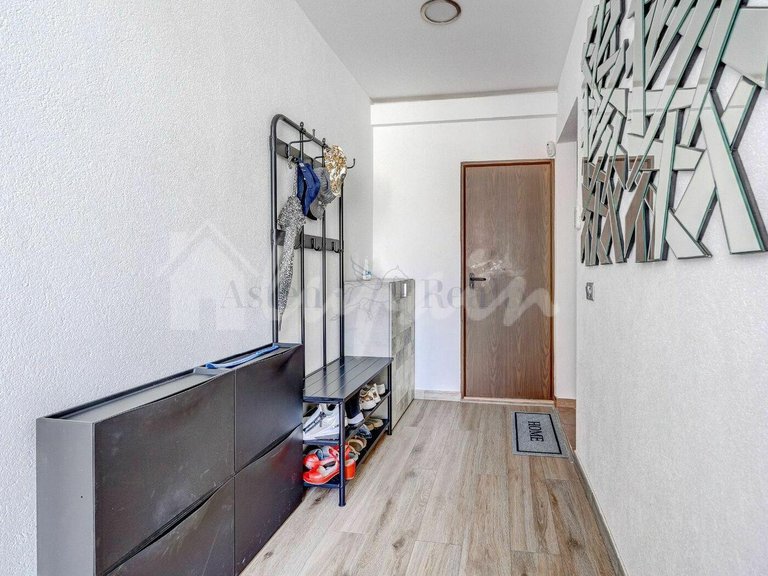 Villa for Sale in San Eugenio, Ocean View 11