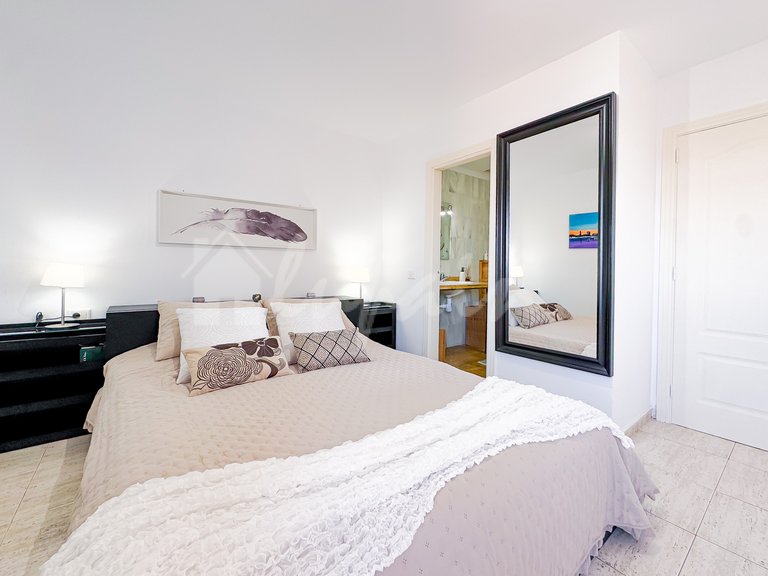 Apartment for Sale in Bahia Del Duque, Oasis Dakota 18