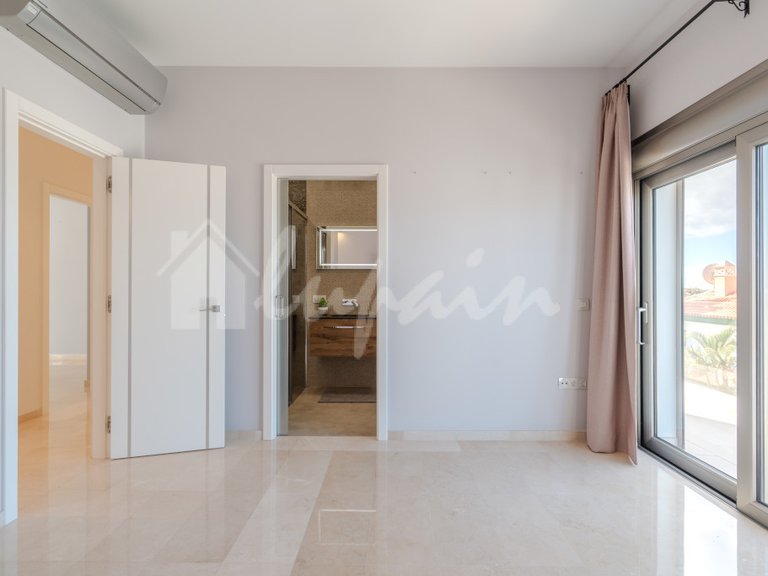 Villa for Sale in Torviscas, Roque Del Conde 46