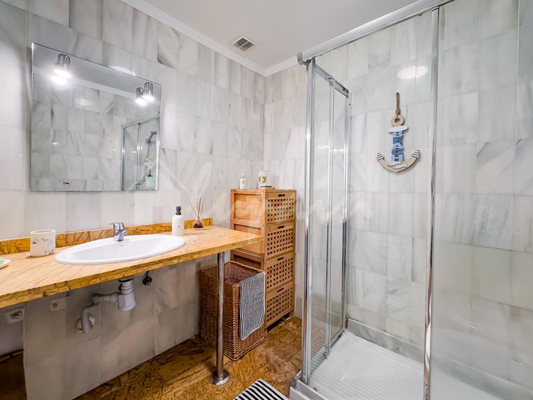 Apartment for Sale in Bahia Del Duque, Oasis Dakota 27