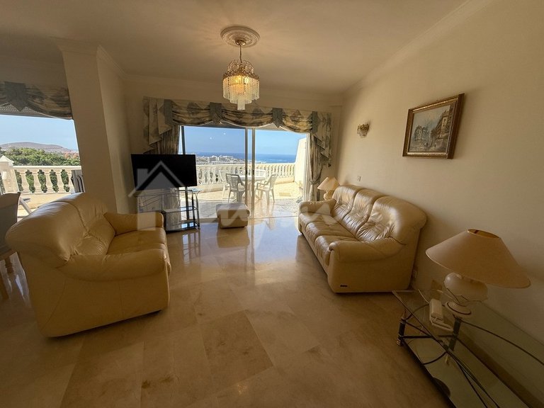 Apartment for Sale in San Eugenio, Falcon Manor 10