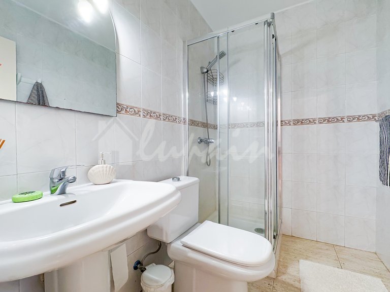 Apartment for Sale in Bahia Del Duque, Oasis Dakota 33