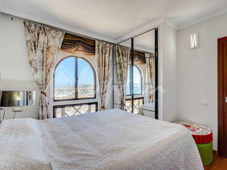 Villa for Sale in San Eugenio, Ocean View 13