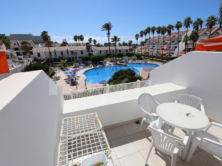 Apartment for Sale in Playa De Las Americas, Parque Santiago 53