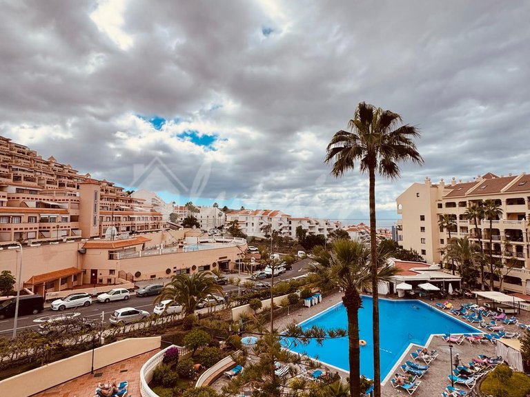 Apartment for Sale in Los Cristianos, Castle Harbour 1