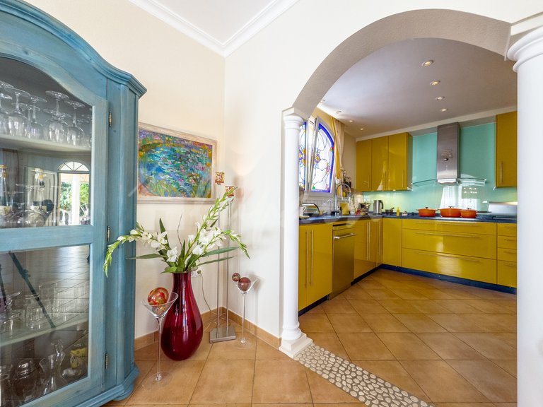 Villa for Sale in Bahia Del Duque, Tenerife 11