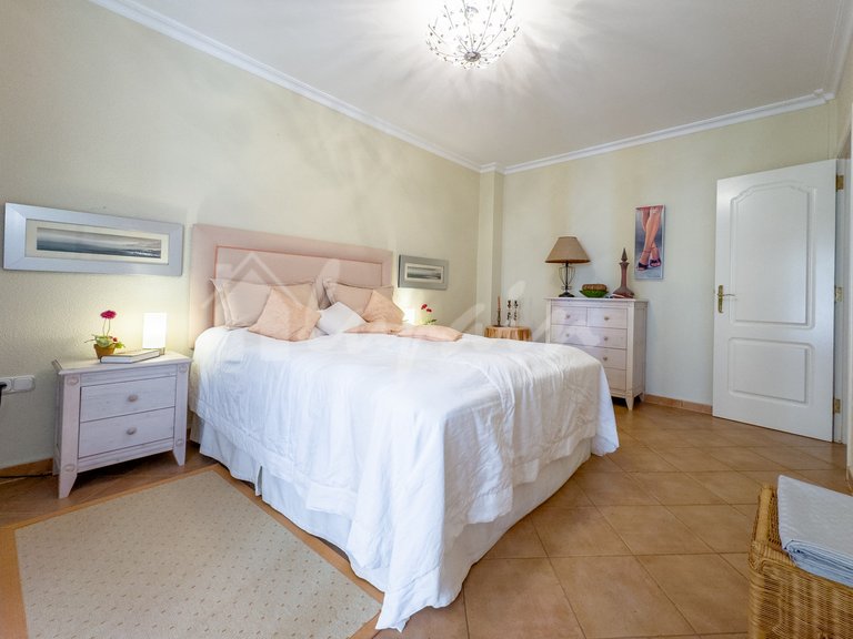 Villa for Sale in Bahia Del Duque, Tenerife 32