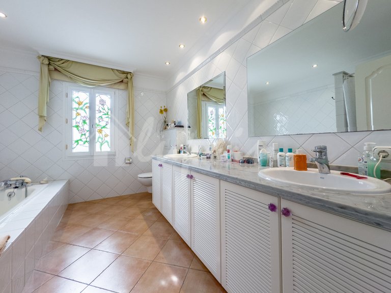 Villa for Sale in Bahia Del Duque, Tenerife 40