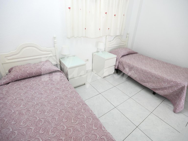 Apartment for Sale in Playa De Las Americas, Parque Santiago 72