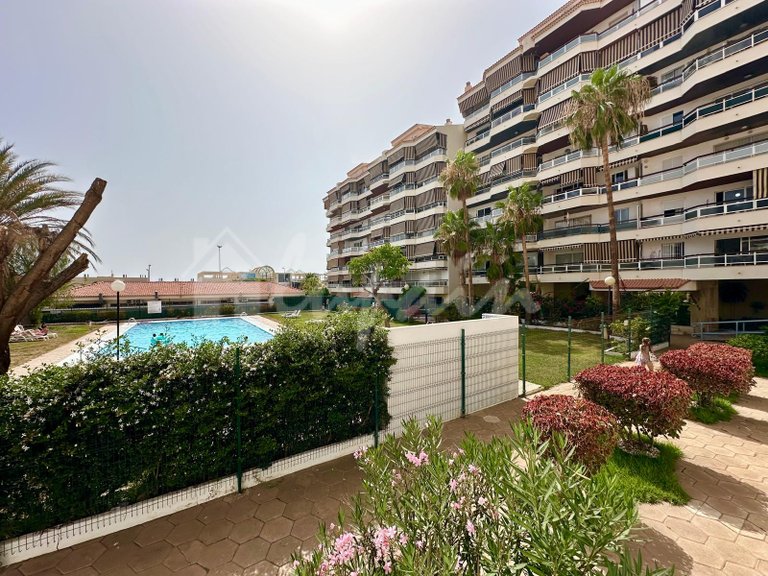Apartment for Sale in Los Cristianos, Jardines Del Sur 1