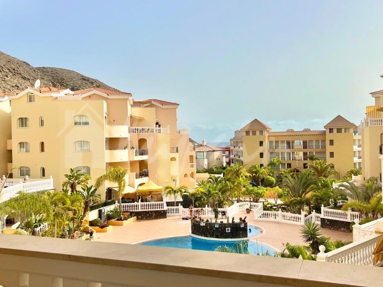 Apartment for Sale in Los Cristianos, Santa Cruz de Tenerife 2
