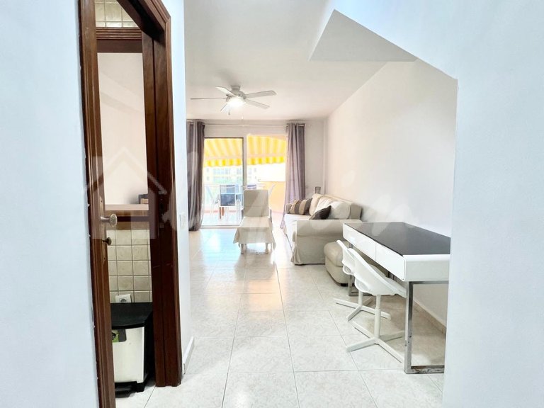 Apartment for Sale in Los Cristianos, Santa Cruz de Tenerife 8