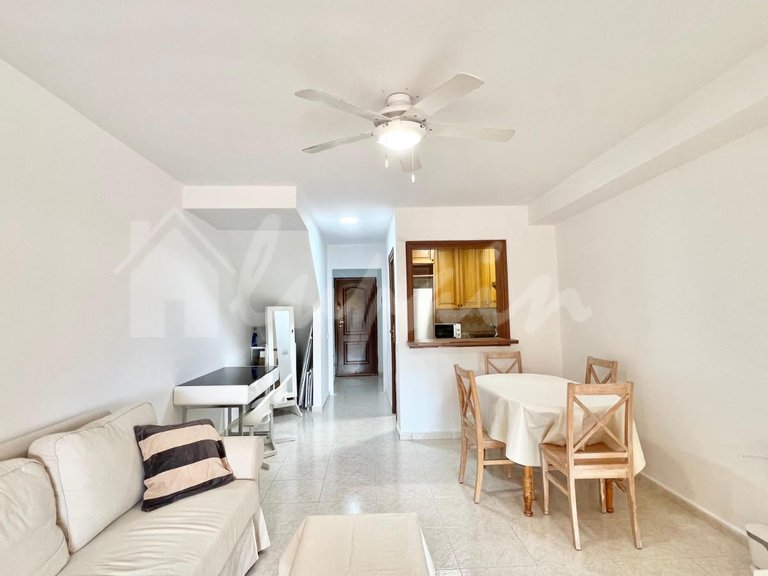 Apartment for Sale in Los Cristianos, Santa Cruz de Tenerife 10