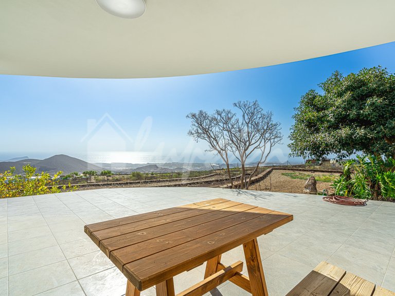 Villa for Sale in San Miguel, Tenerife 9