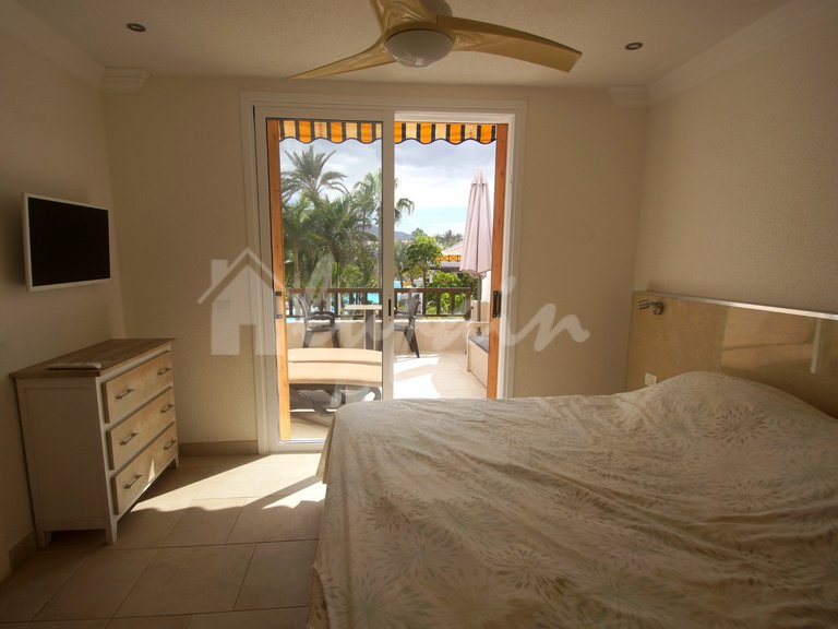 Apartment for Sale in Playa De Las Americas, Parque Santiago 21