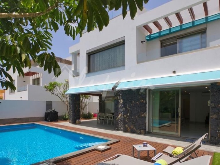 Villa for Sale in Los Cristianos, Portofino 4