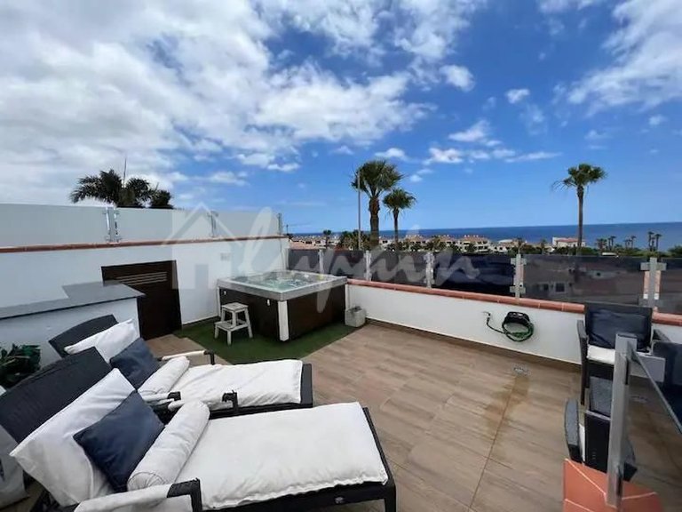 Villa for Sale in Amarilla Golf, Tenerife 3