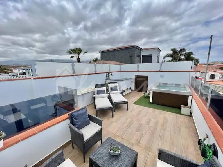 Villa for Sale in Amarilla Golf, Tenerife 4