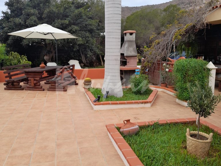 Villa for Sale in Los Gigantes, Tenerife 12