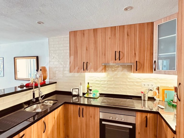 Town House for Sale in Playa De Las Americas, El Camison 18