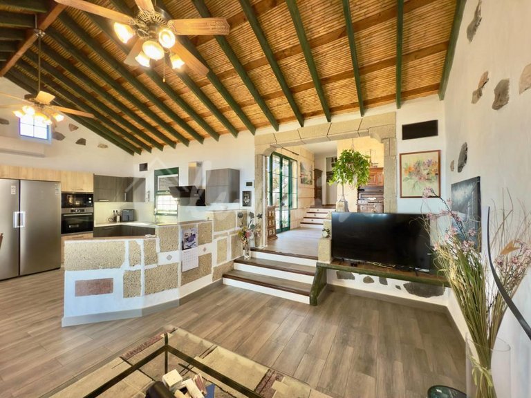 Villa for Sale in Guia De Isora, Vera De Erques 14